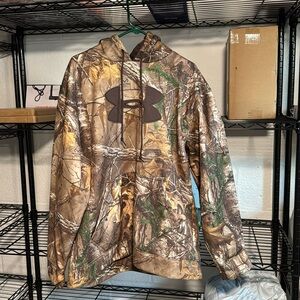 Under armor sweatshirt